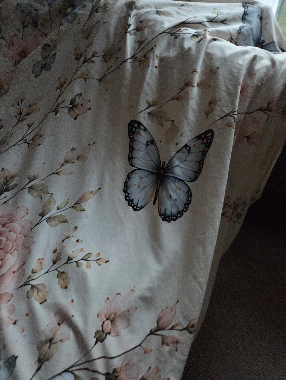 King Size Floral Butterfly Duvet Cover Set in Blue and Pink With Matching Shams